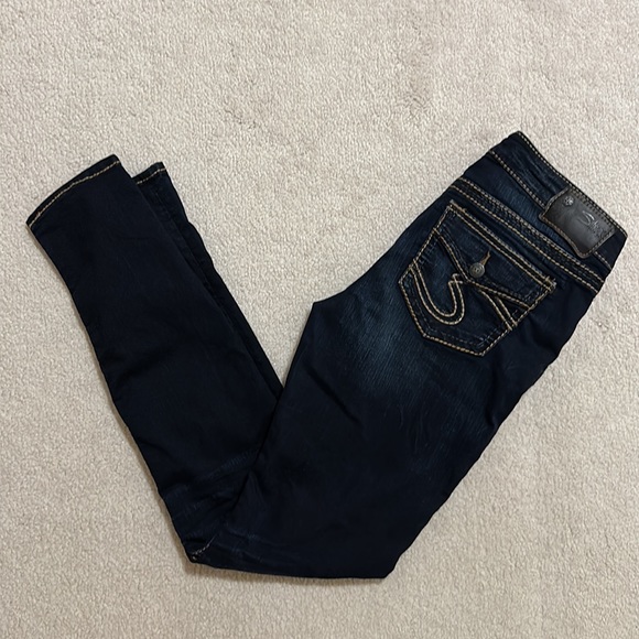 Silver Suki midrise super skinny jeans - Picture 2 of 6